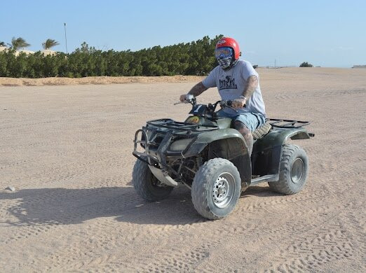 Scorpion Safari-赫尔格达必去景点