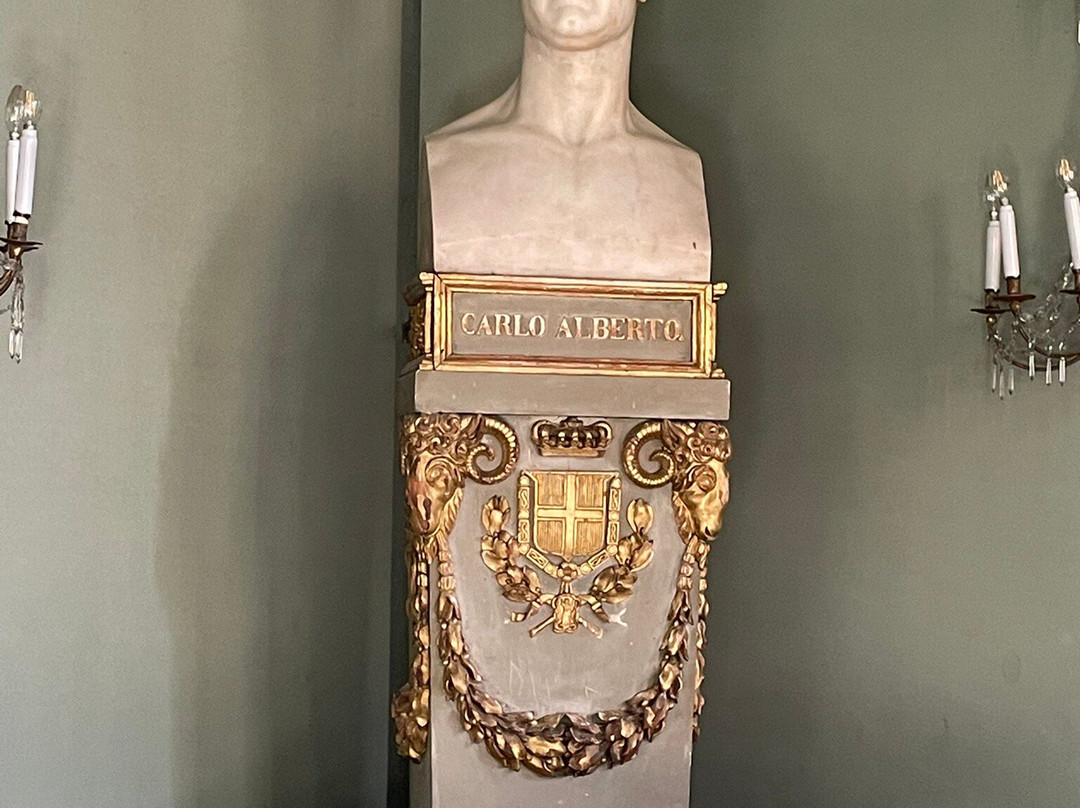 Palazzo Gozani Di Treville景点图片