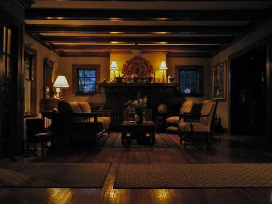 Hughes Inn Bed and Breakfast主图