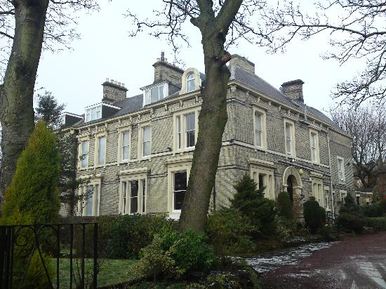 Clifton Hotel Newcastle-浴室