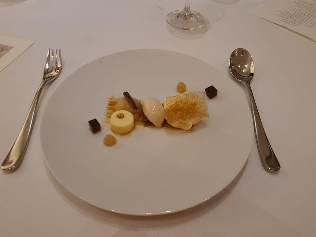 Fortia酒店住宿-Emporium