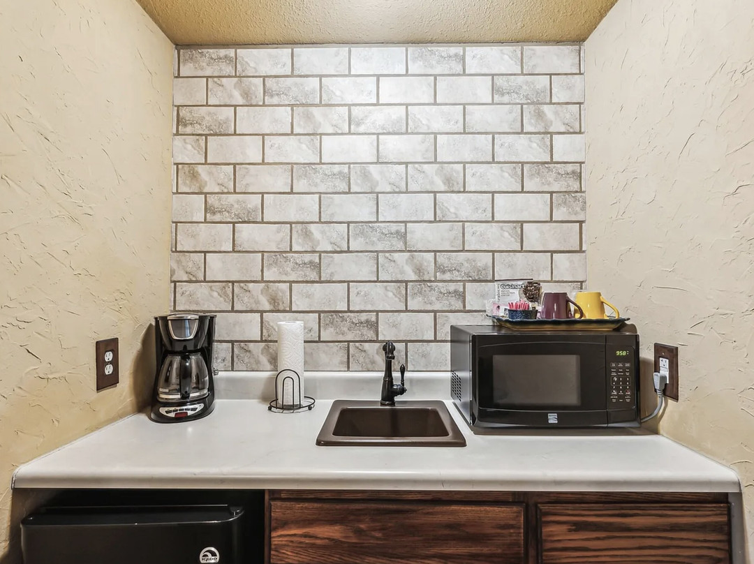 Travis Street Cottages主图