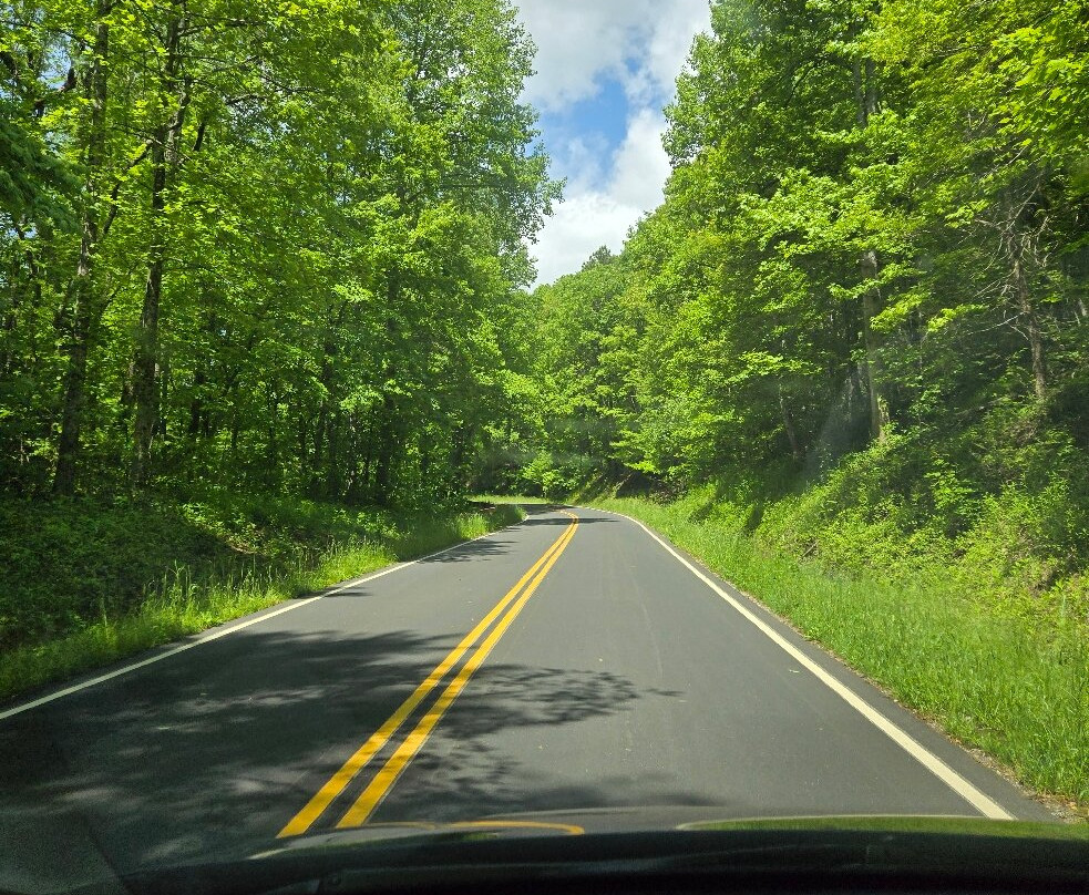 The Tunnel To Nowhere-布赖森城必去景点