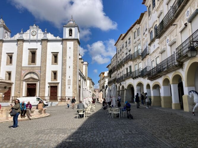 Praça do Giraldo-埃武拉必去景点