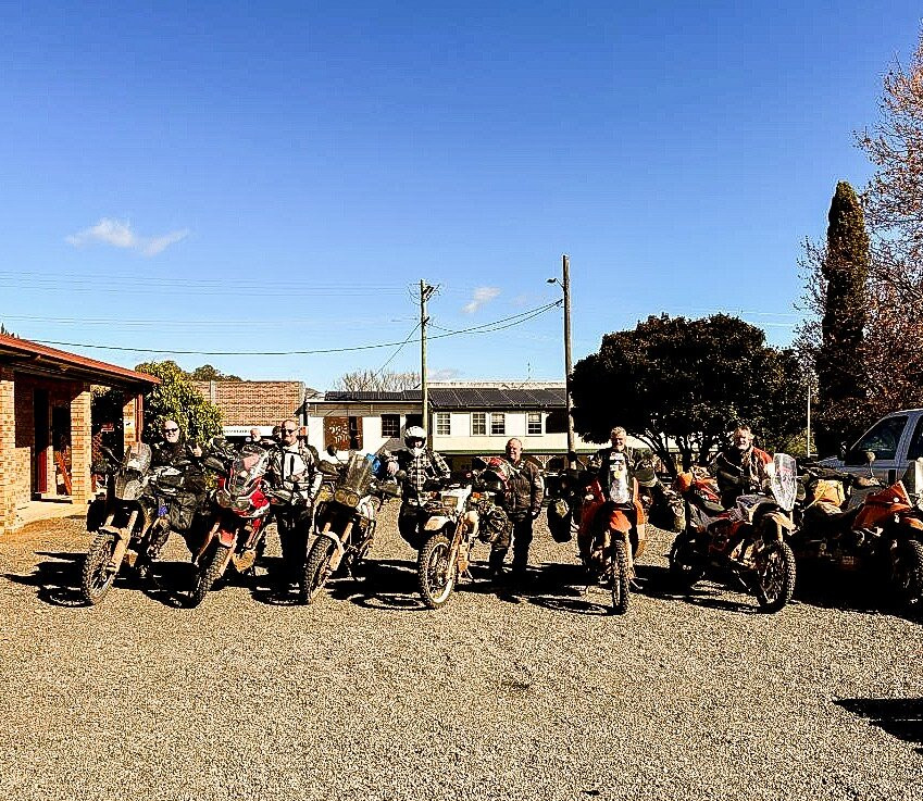 Hills Of Gold Motel主图