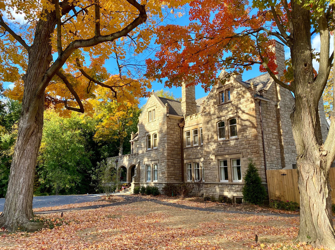Willoughby House