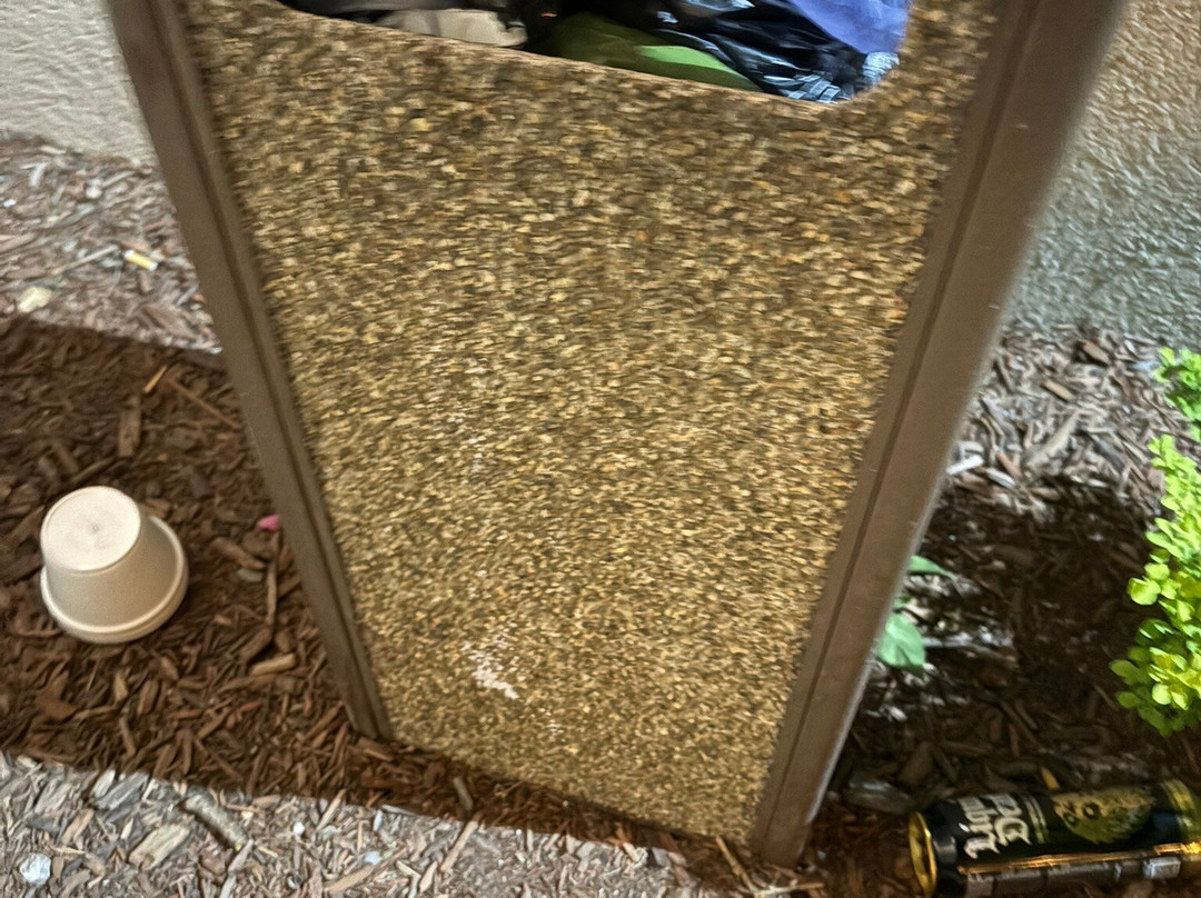 Super 8 by Wyndham Independence Kansas City主图