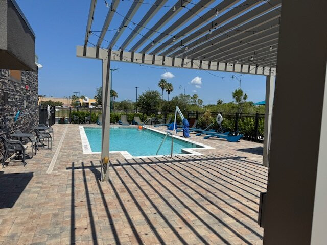 Hampton Inn & Suites North Port主图