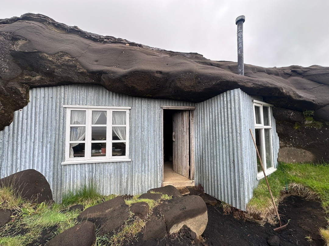 Caves Of Laugarvatn (the Cave People)-Laugarvatn必去景点