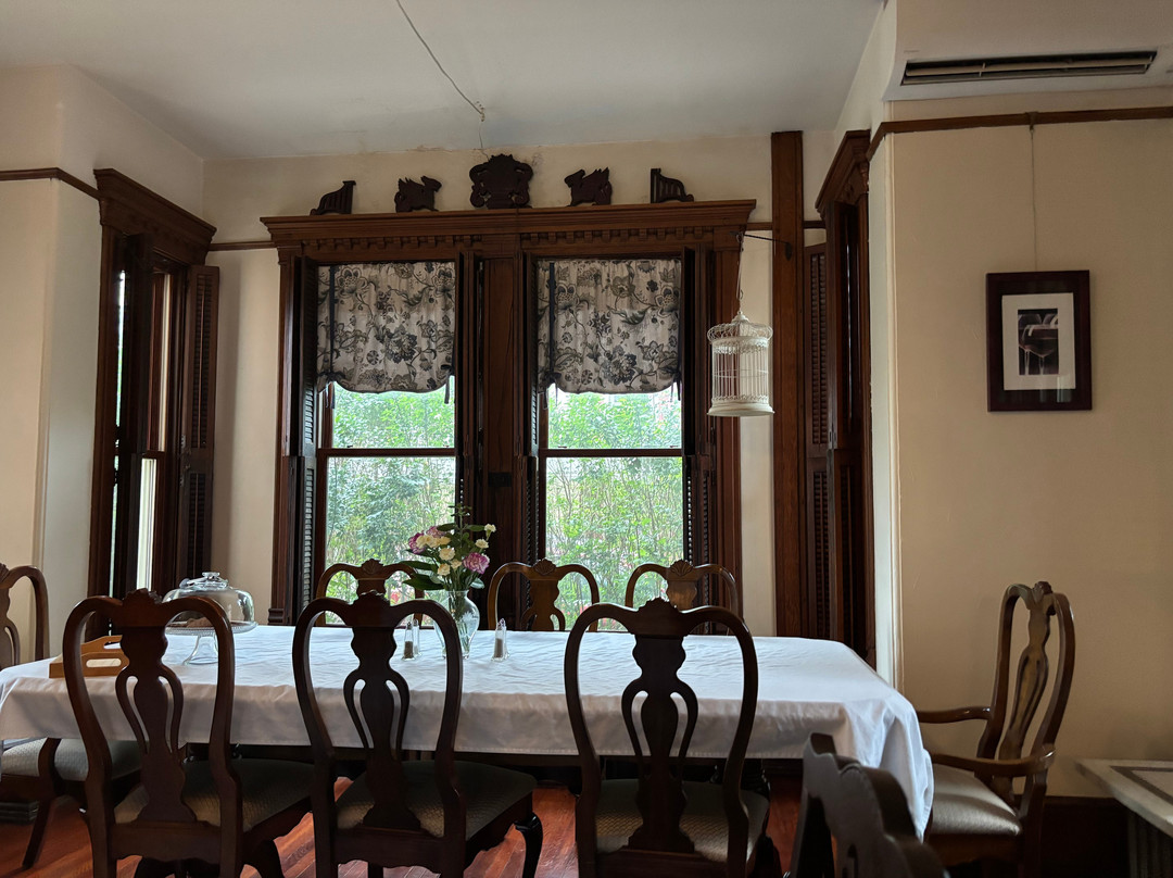 Gage Mansion Bed & Breakfast主图