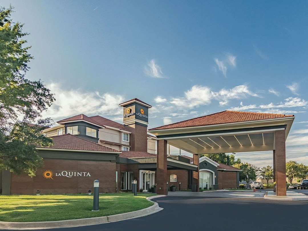 亚历山大城酒店住宿-La Quinta Inn & Suites by Wyndham Alexandria Airport