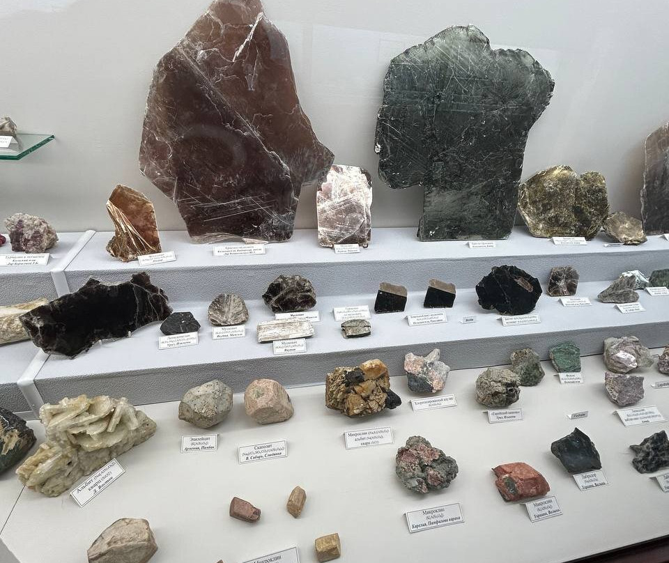 Museum of Gemstone  Named After  V.N. Dawa-Monchegorsk必去景点