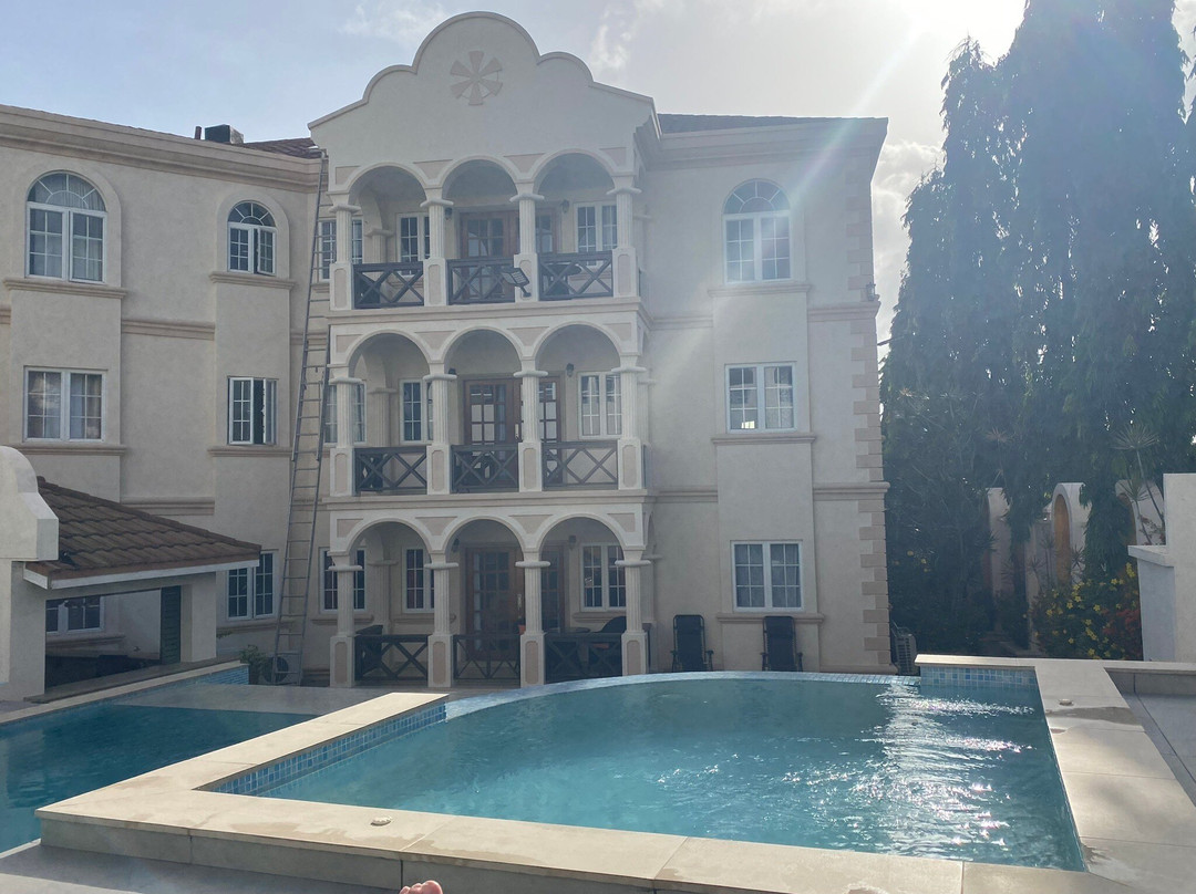 Mandela Court Grenada主图