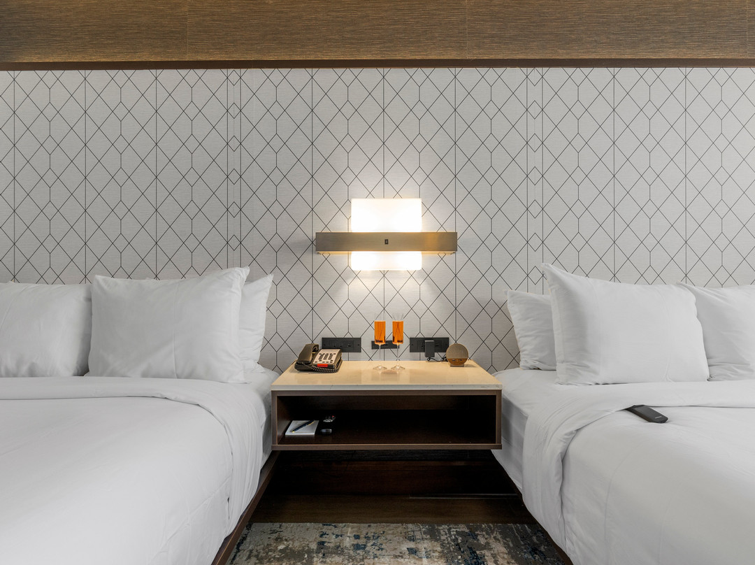 The Armon Hotel & Conference主图