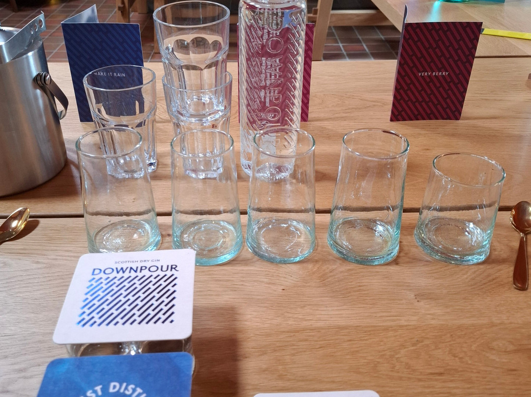 North Uist Distillery Co-Benbecula Island必去景点