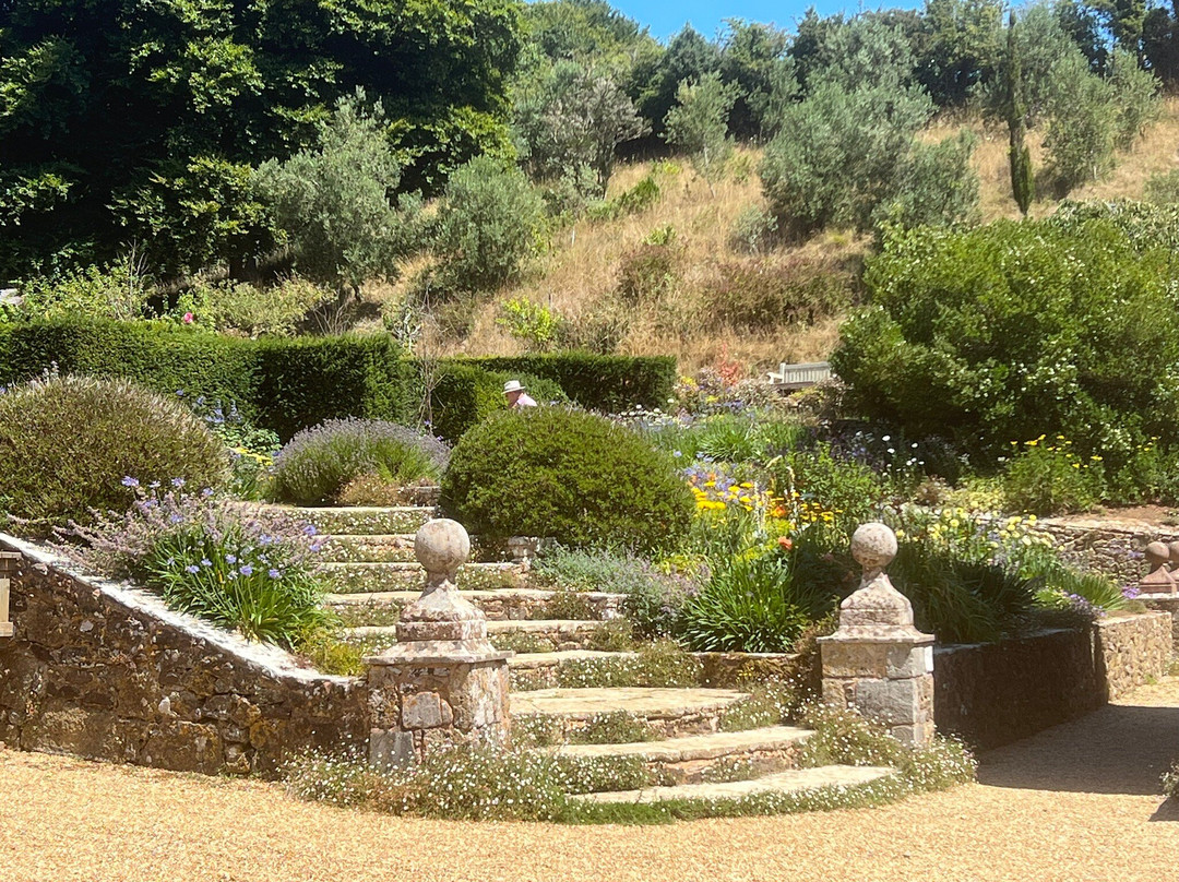 Mottistone Gardens-Brighstone必去景点