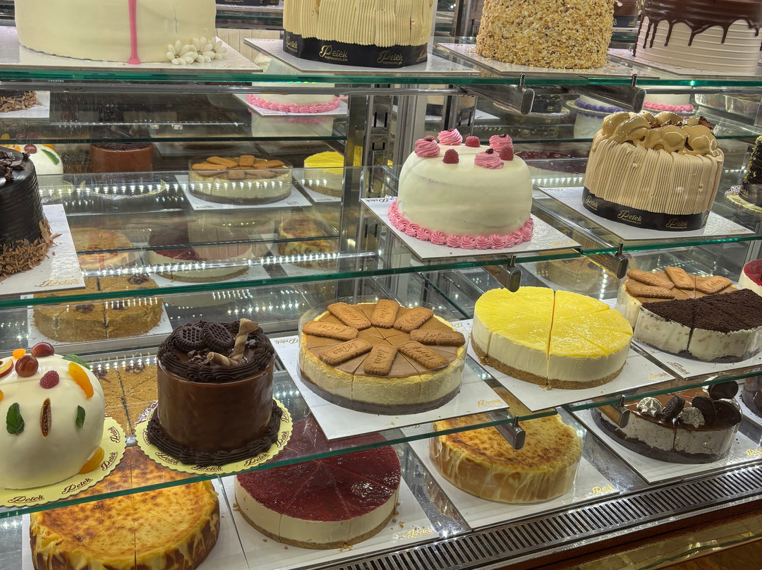 Golden Palms Guest House & Cafe主图