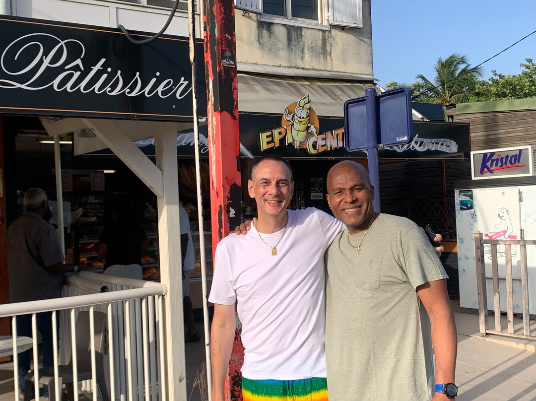 Anse Trabaud-Sainte-Anne必去景点