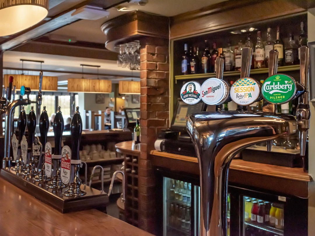 斯罗克莫顿纹章酒店主图