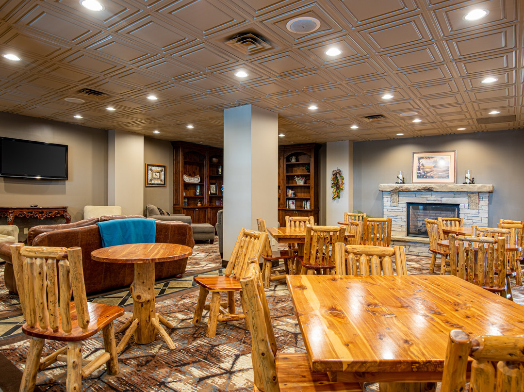 Lodge Of The Ozarks主图