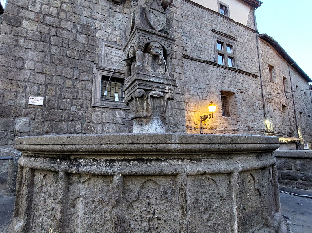 Fontana a Fuso-Vitorchiano必去景点