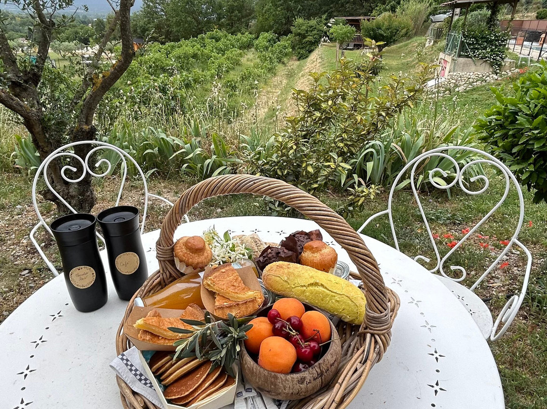 L'Oustaou Du Luberon主图