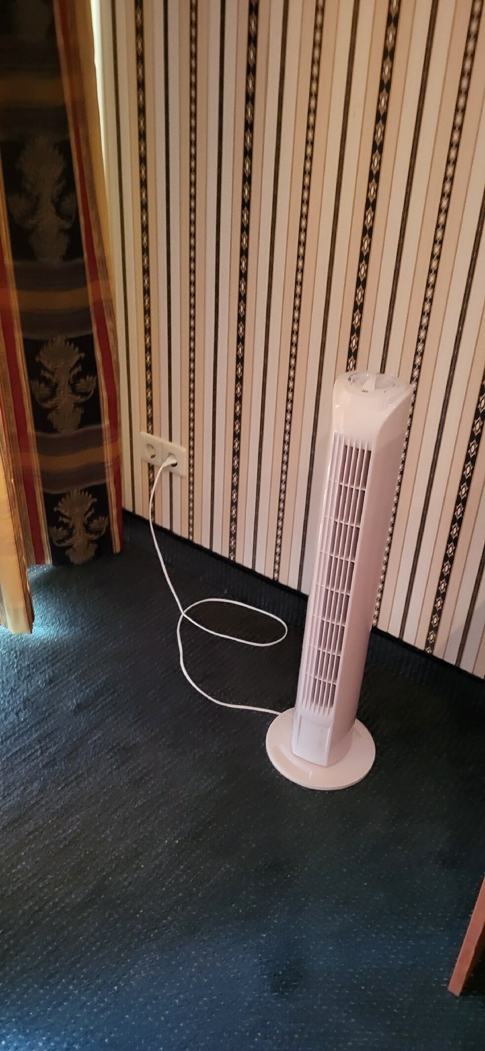 Grand Hotel Monopole-官方