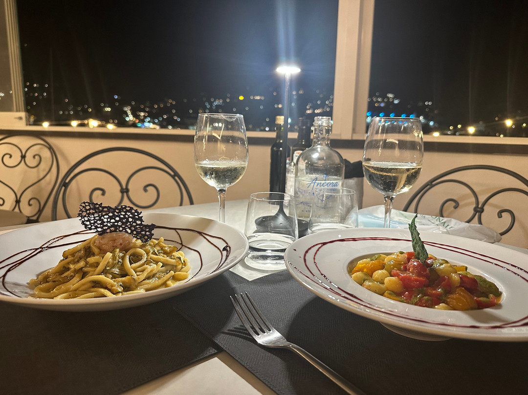 Ancóra Mare & Champagne