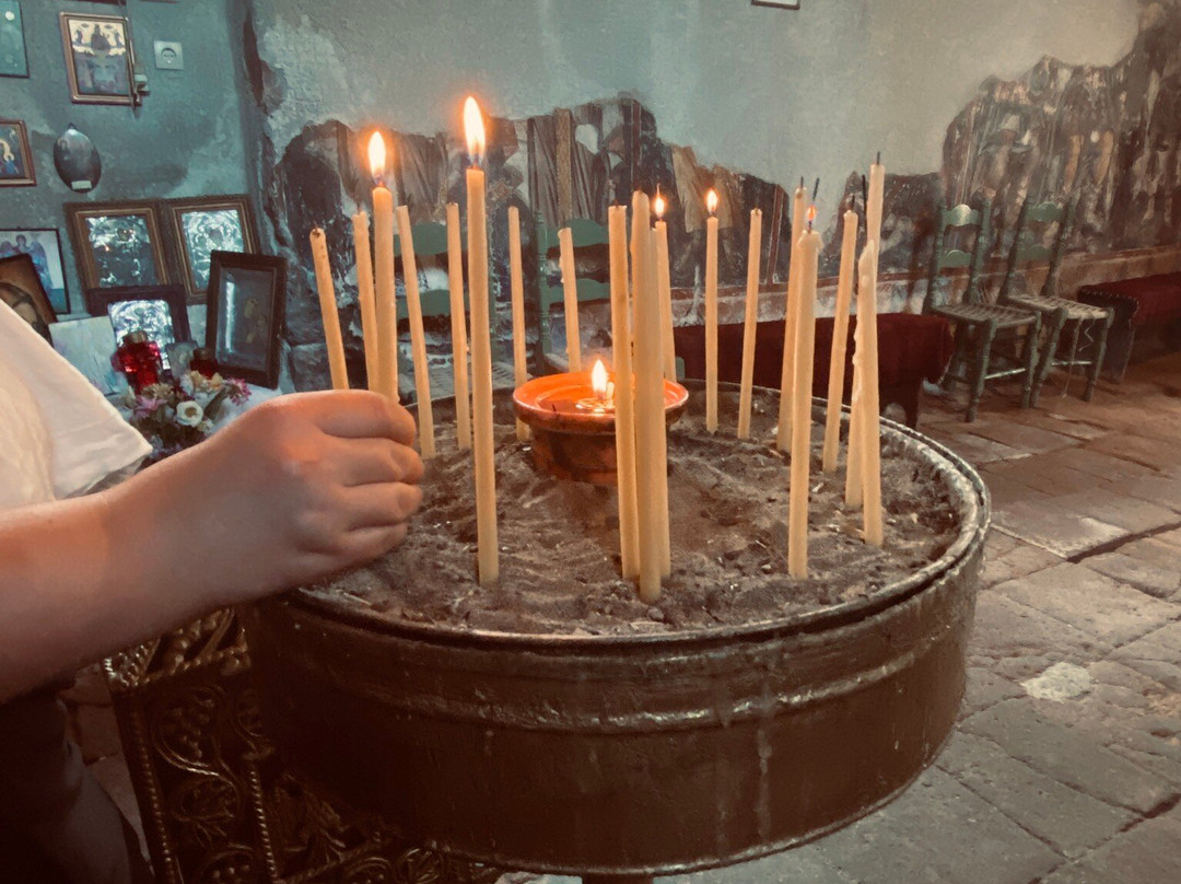 Ierós Naós Agíou Nikoláou-Petra必去景点