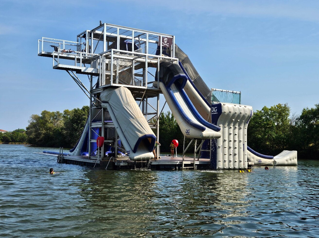 Waterworld Parc Aquatique Gonflable-Puget-sur-Argens必去景点