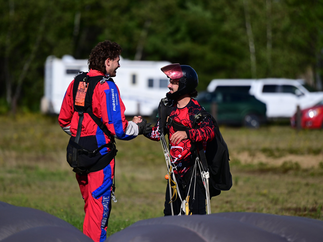 Parachutisme Adrenaline-三河市必去景点