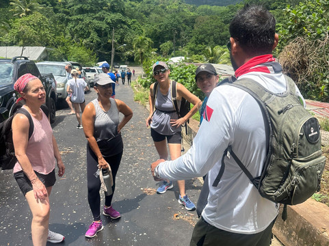 Barefoot Adventures TT-西班牙港必去景点