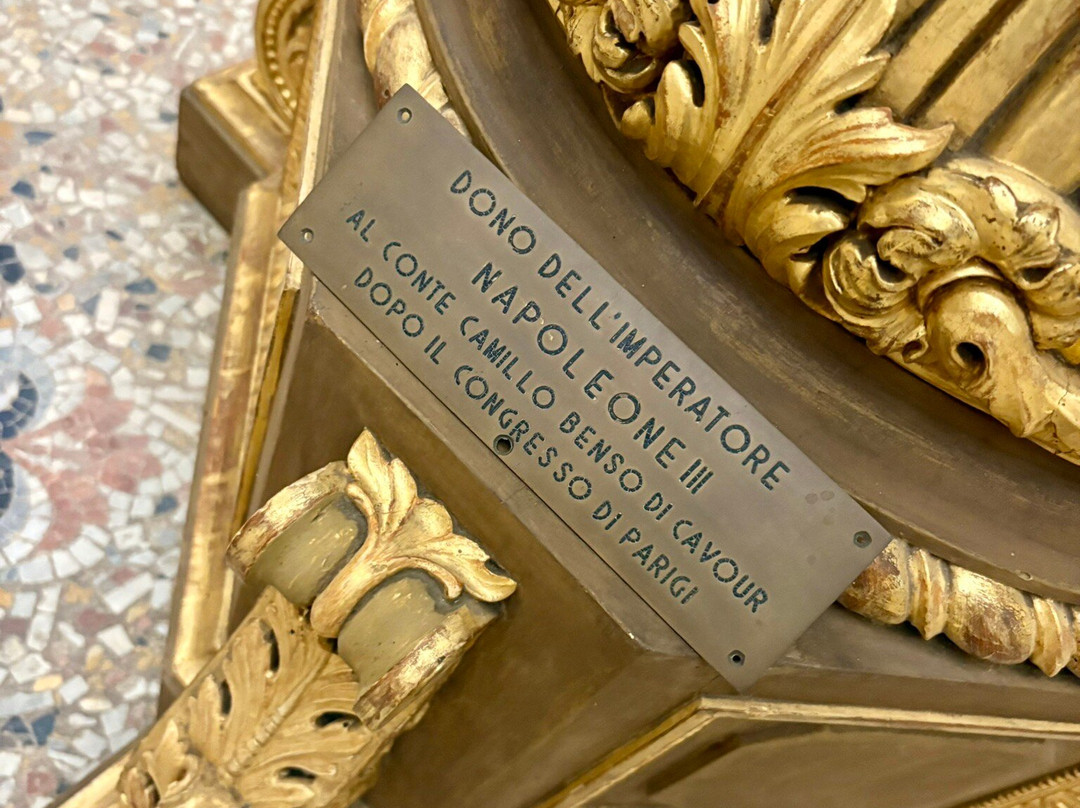 Castello Cavour Santena-Santena必去景点