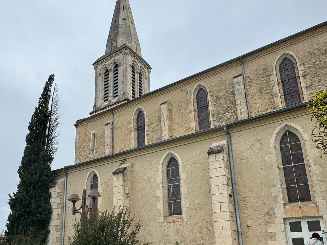 Eglise Saint-Pierre.-Gamarde-les-Bains必去景点