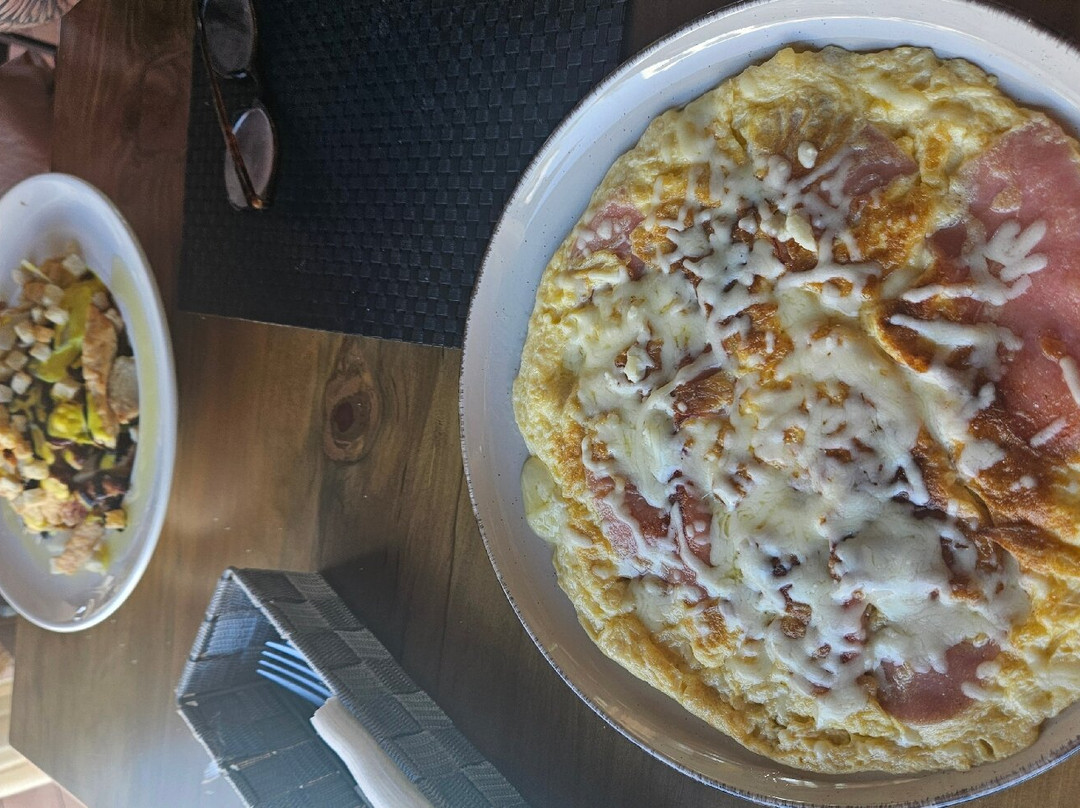 Sisi Breeze Hotel主图