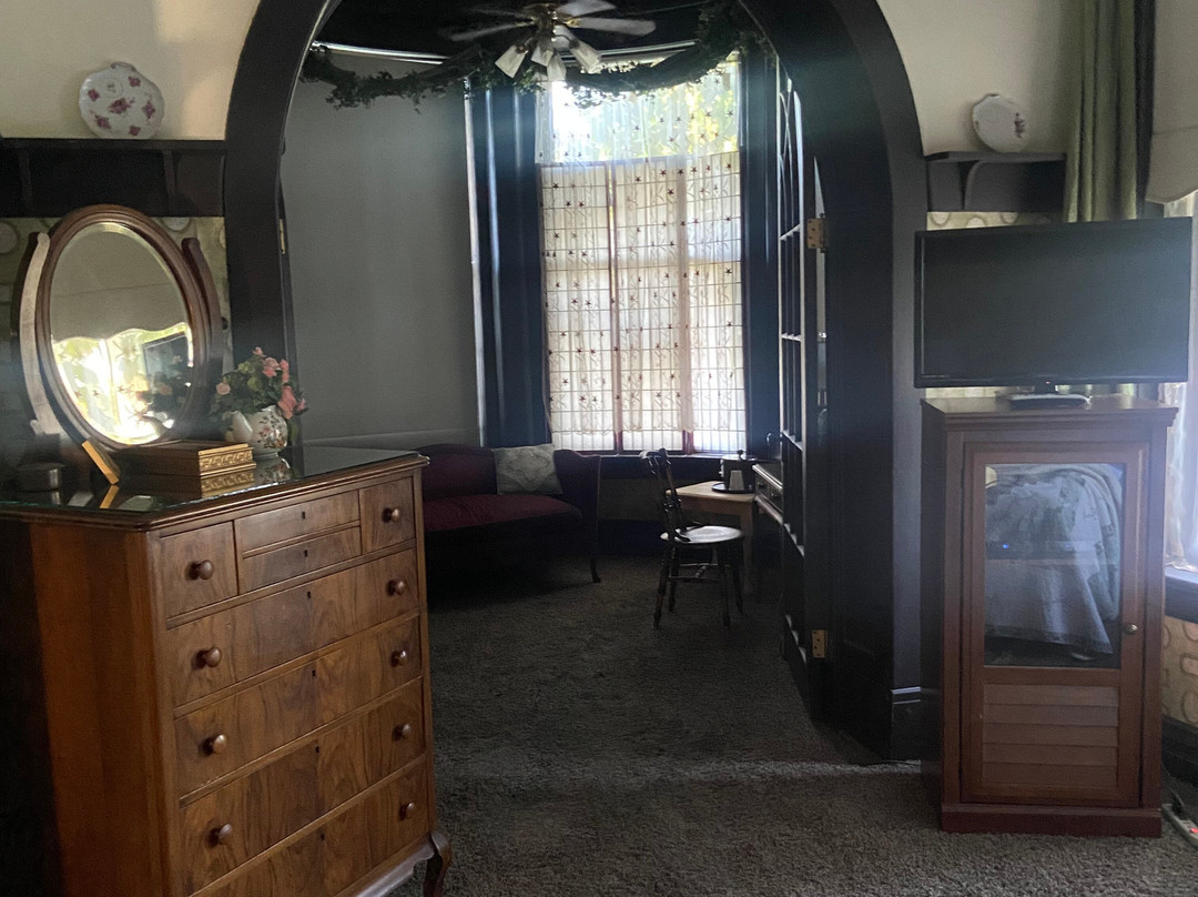 The Mansion at Elfindale Bed & Breakfast主图