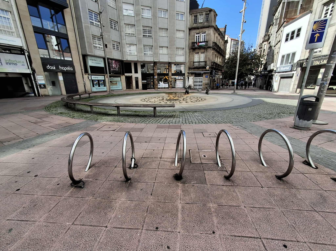 Glorieta de Compostela - Fuente de los niños-邦特韦德拉必去景点