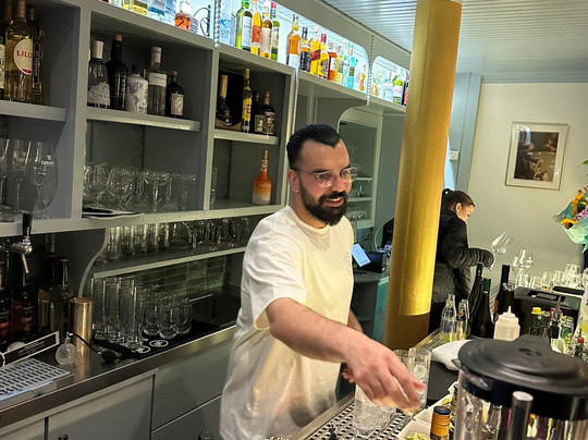 Rebelión - tapas. vino. vida.