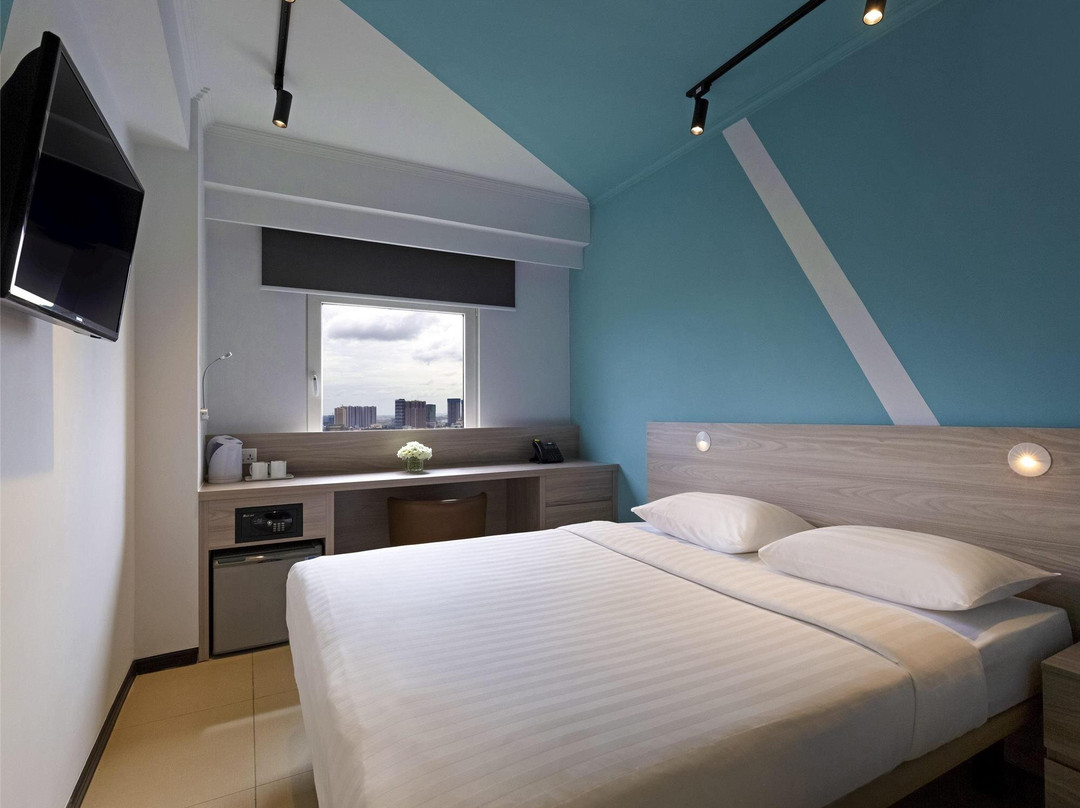 Akreiy Ksatr酒店住宿-宜必思快捷金边河畔酒店