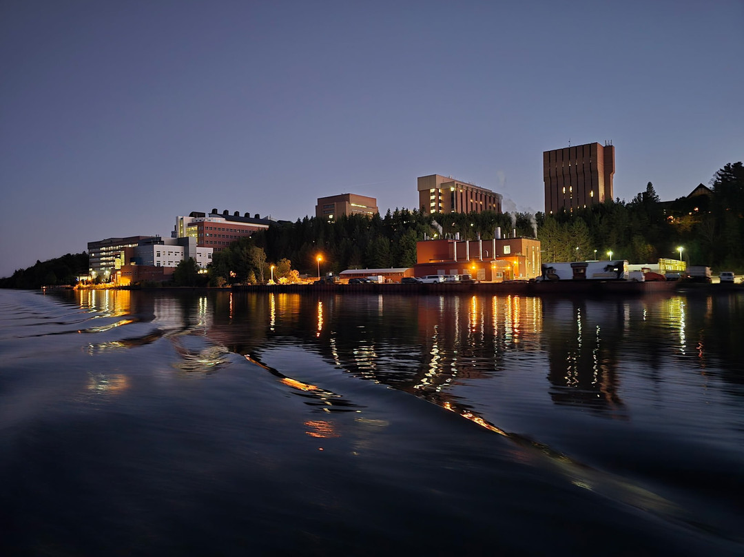 Keweenaw Boat Tours-霍顿必去景点