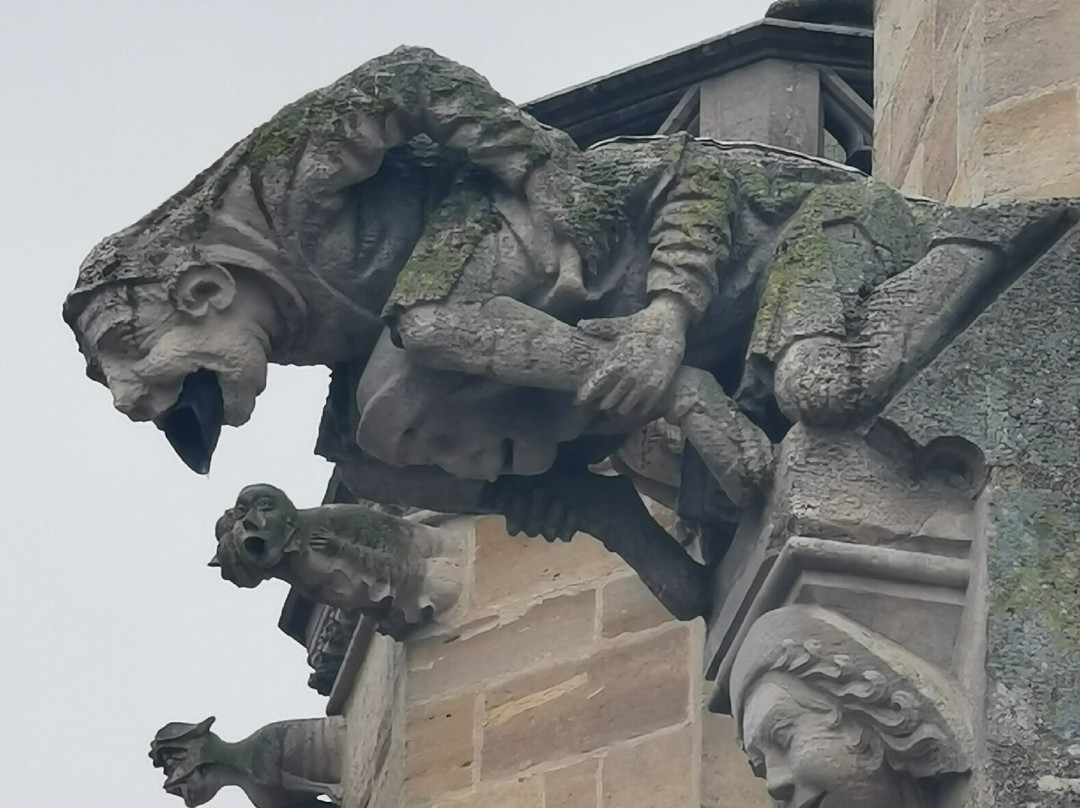 L'Epine旅游景点-Basilique Notre-Dame de l'Epine
