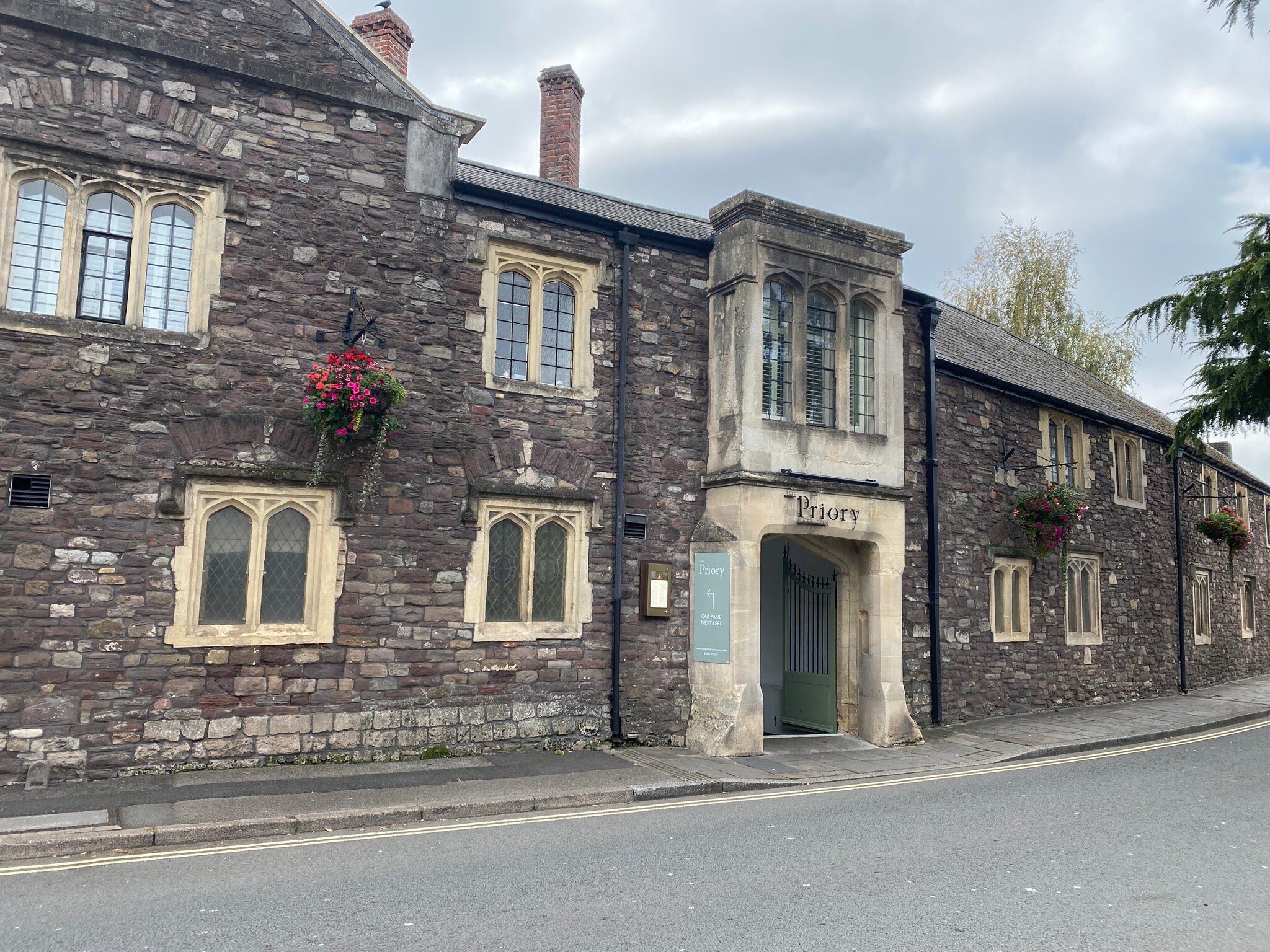 The Priory Hotel & Restaurant-官方