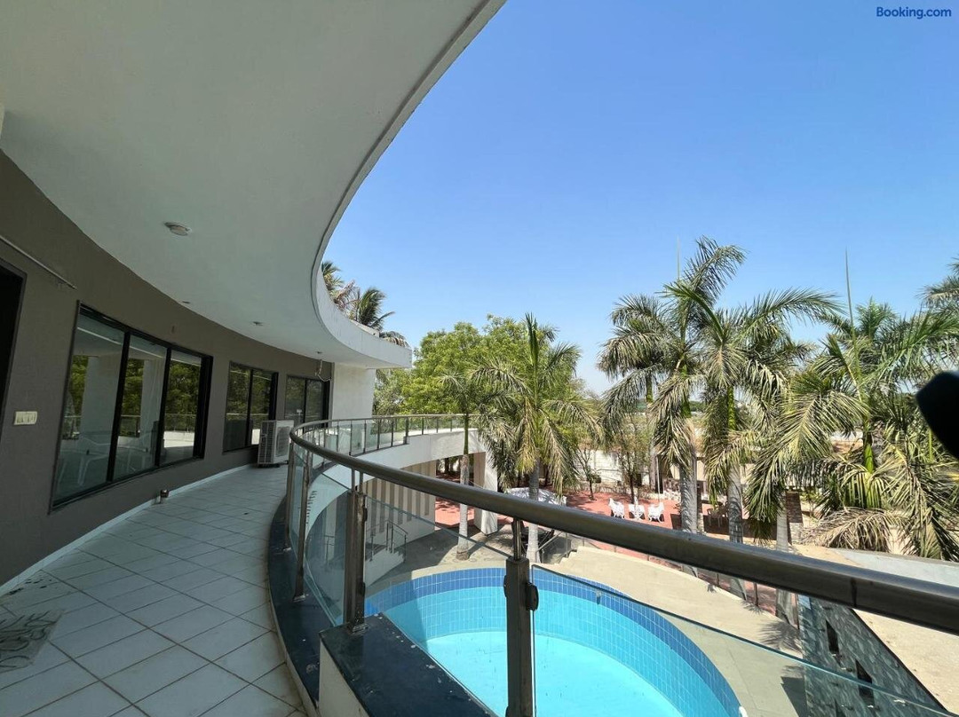 Kurbs Resort