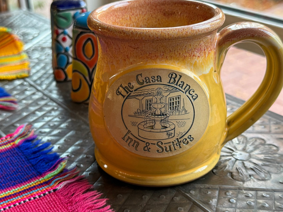 Casa Blanca Inn & Suites主图