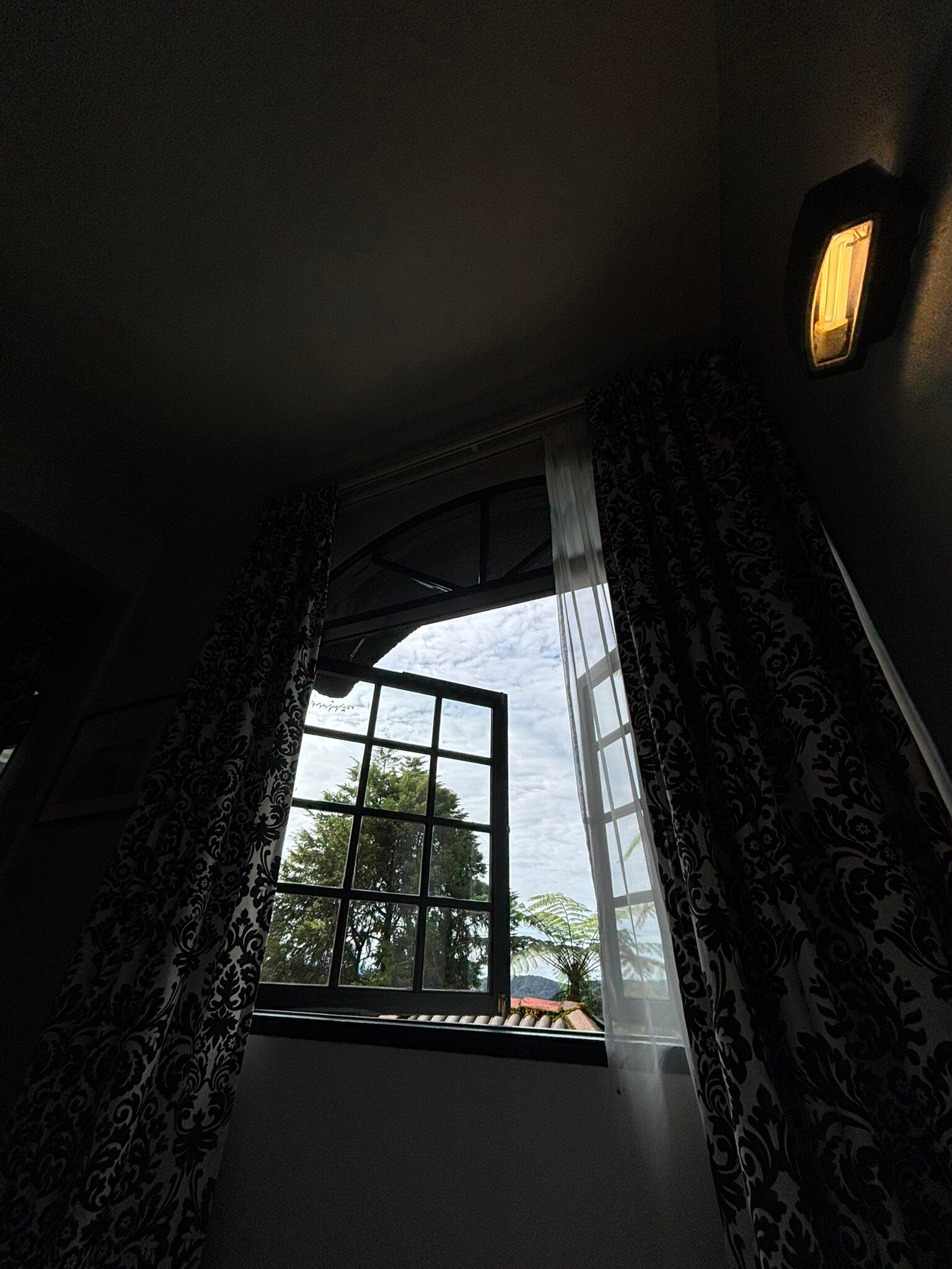 草莓园度假酒店-官方