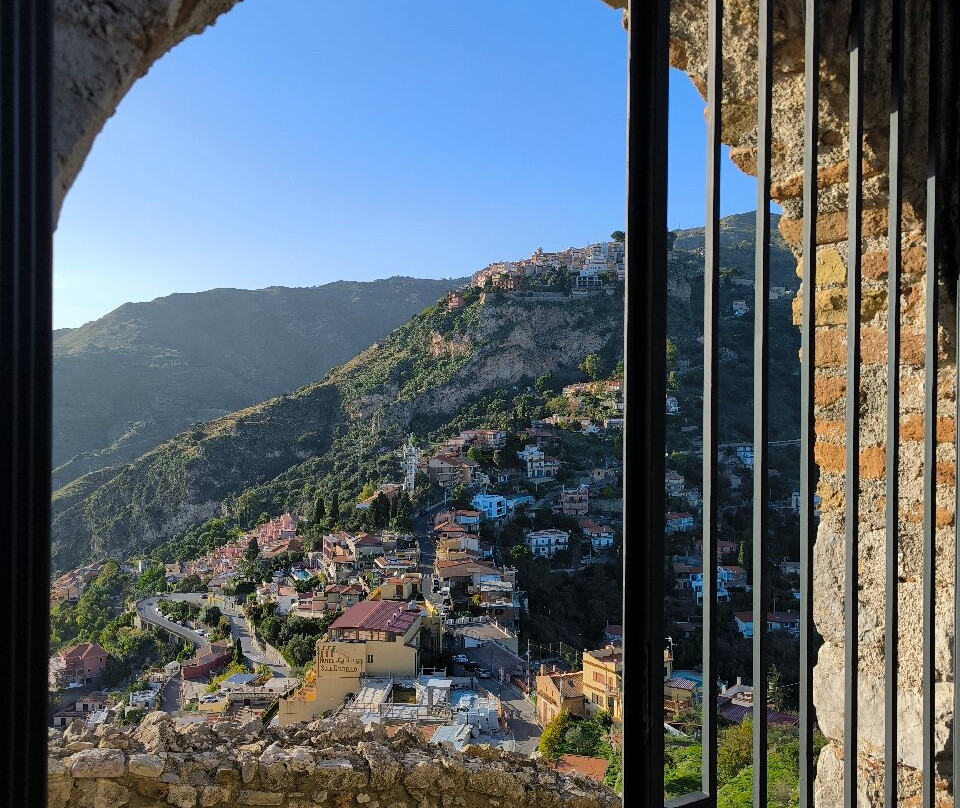 Castello di Taormina-陶尔米纳必去景点