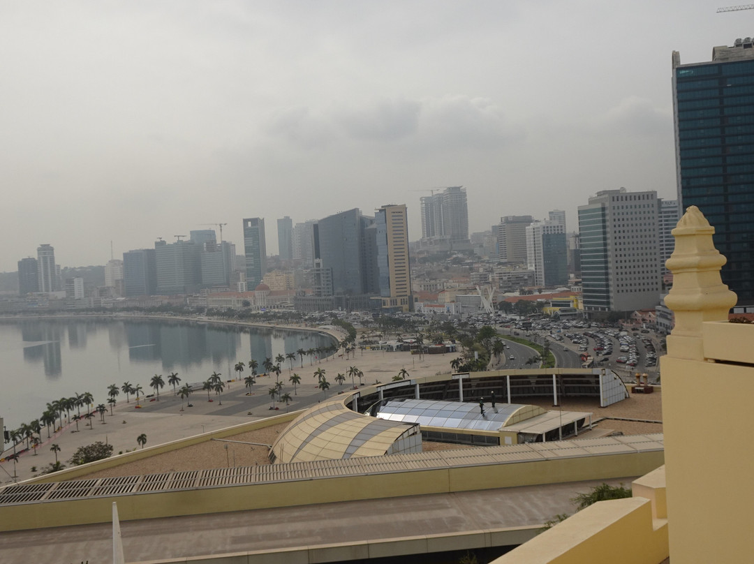 Avenida 4 de Fevereiro-卢安达必去景点