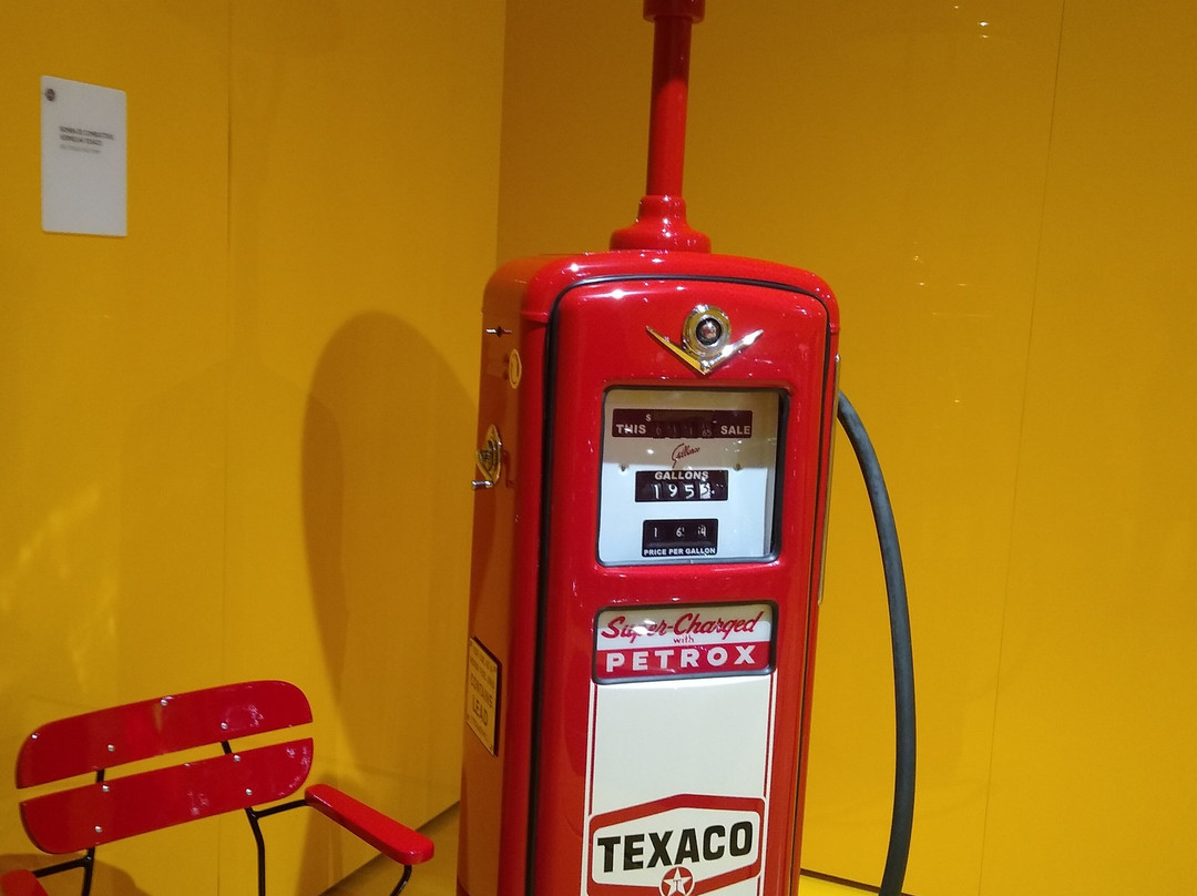 Carde Arte Design Museu-坎普斯－杜若尔当必去景点