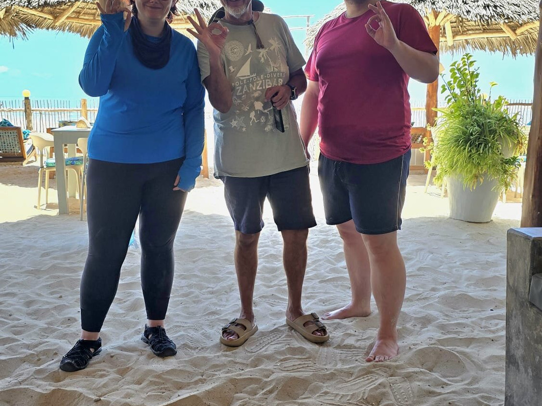 Pole Pole Divers Diving Center-江比阿尼必去景点