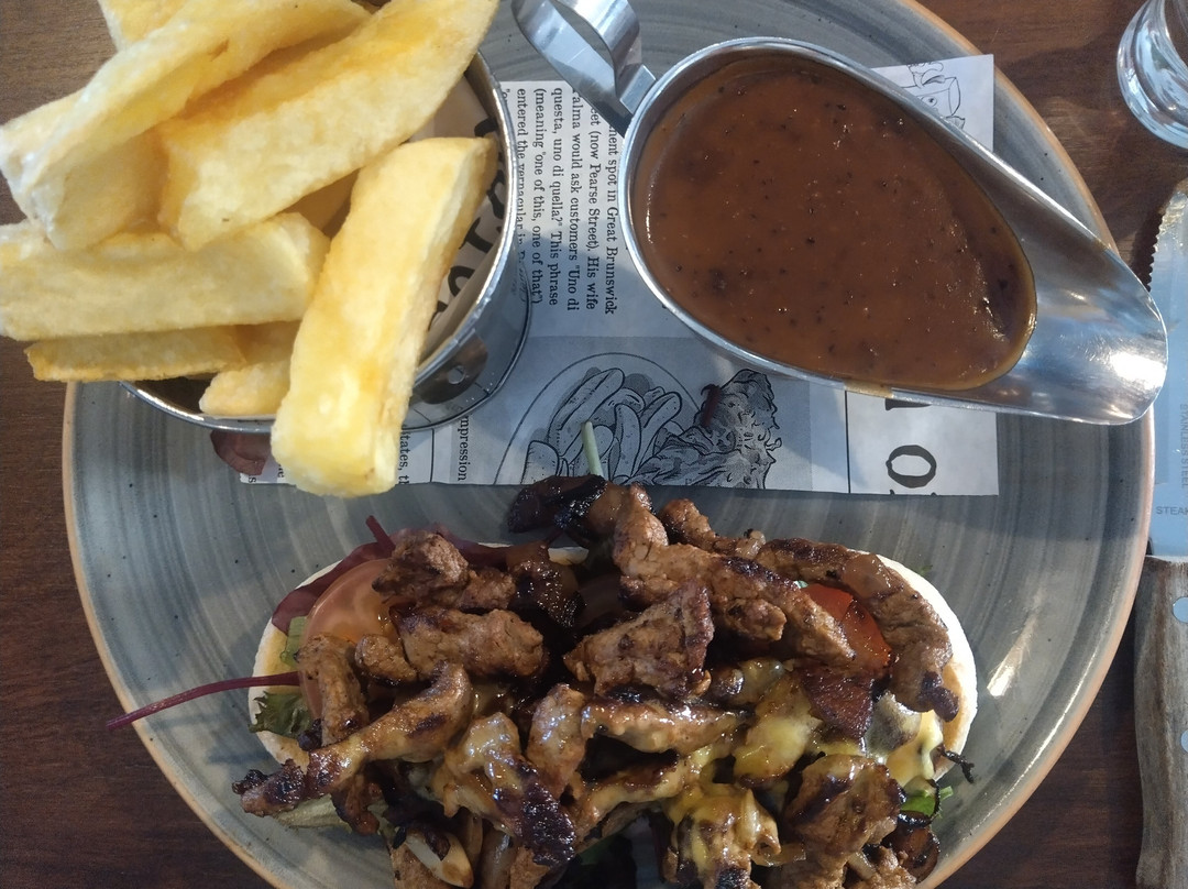 The Junction Gastro Bar And Guesthouse